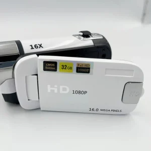 Digital Zoom Video Camera